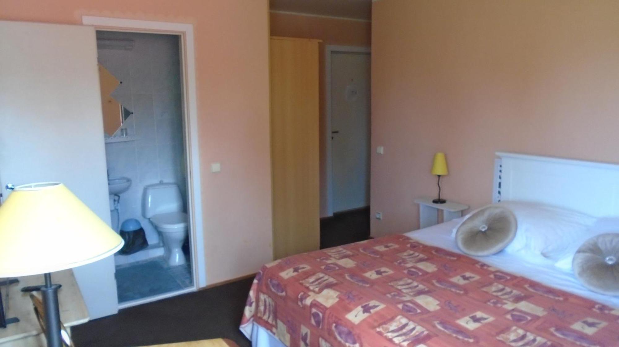 Hotel Getliin Saku Eksteriør billede